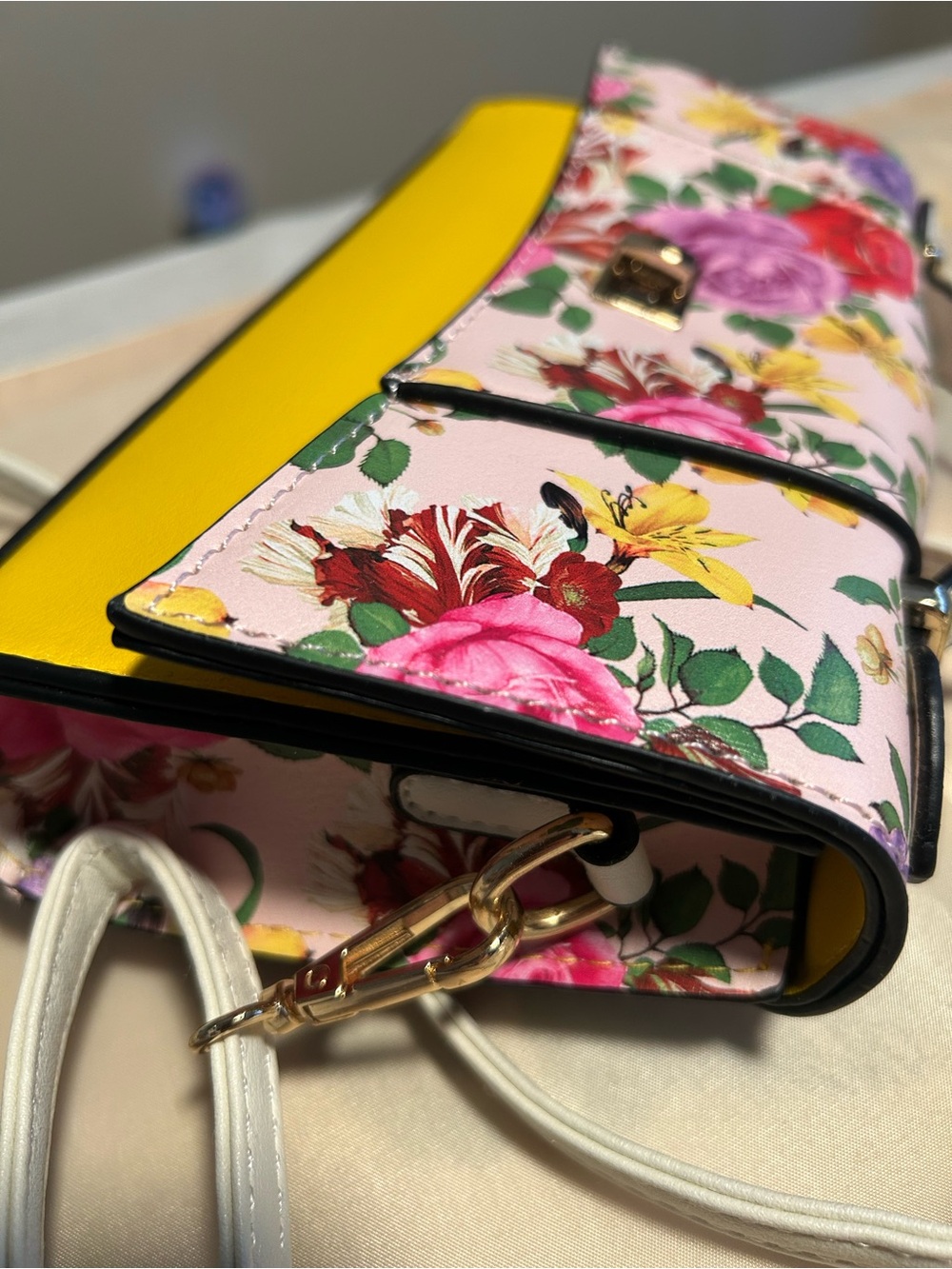 Floral Print Yellow Accent Top-Handle Crossbody Bag - Picture 5 of 6